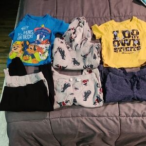 Lot Of Boys 2t Clothes: 3 Pants,  2 T Shirts, And a Hooded Sweatshirt With Pants